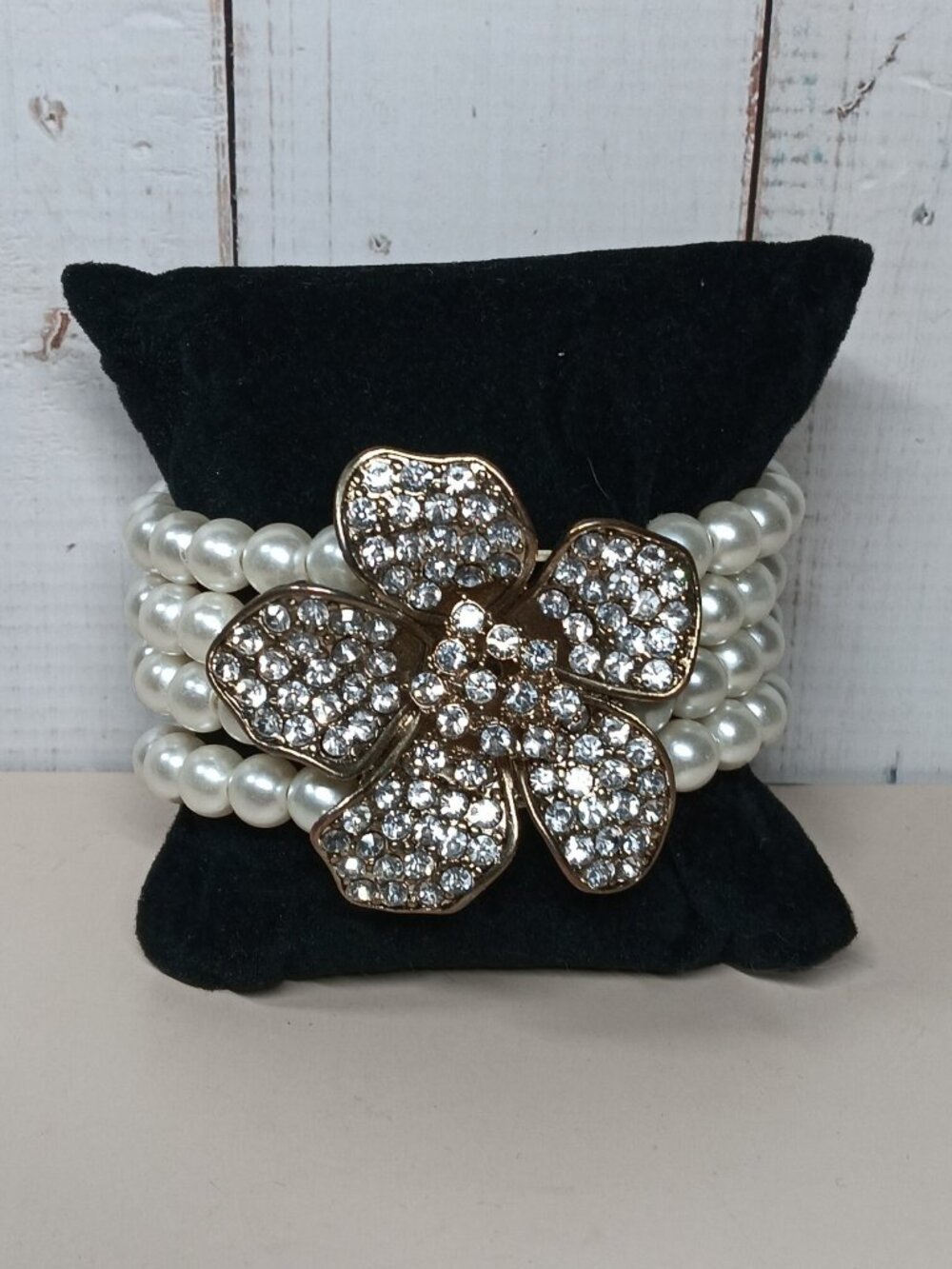VTG Multi Strand Imitation Pearl Bracelet with Large Clear Rhinestone Flower